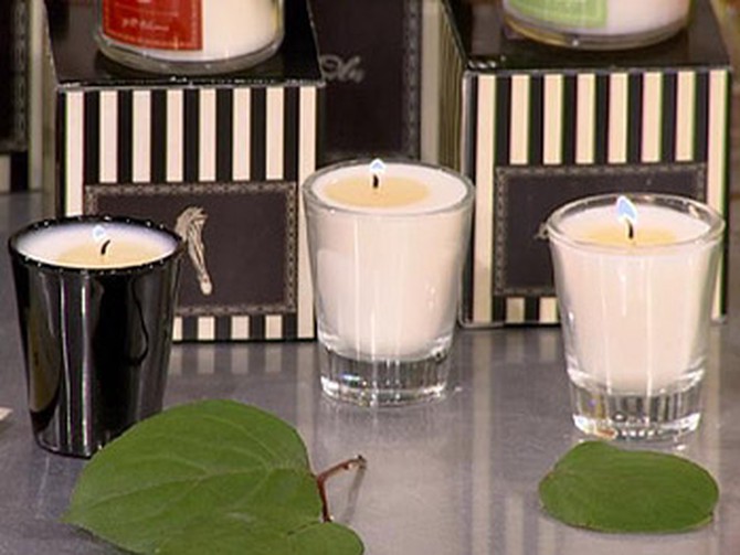 Sandra Bullock's Bessence candle