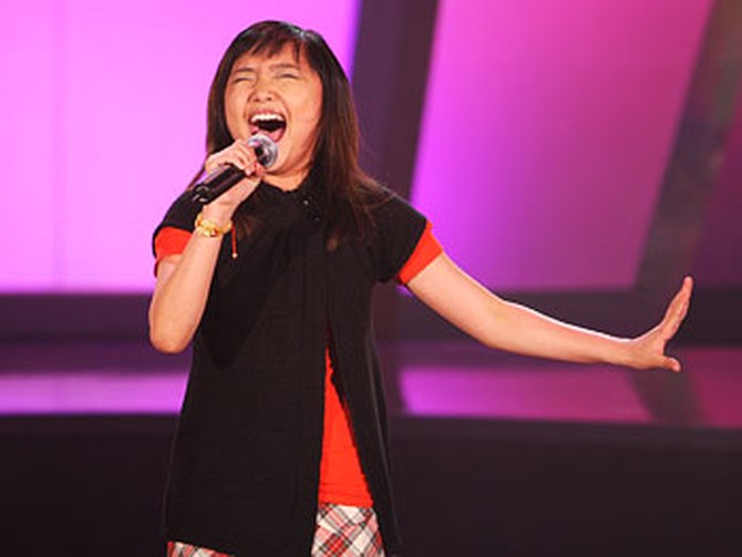Charice Pempengco performs.