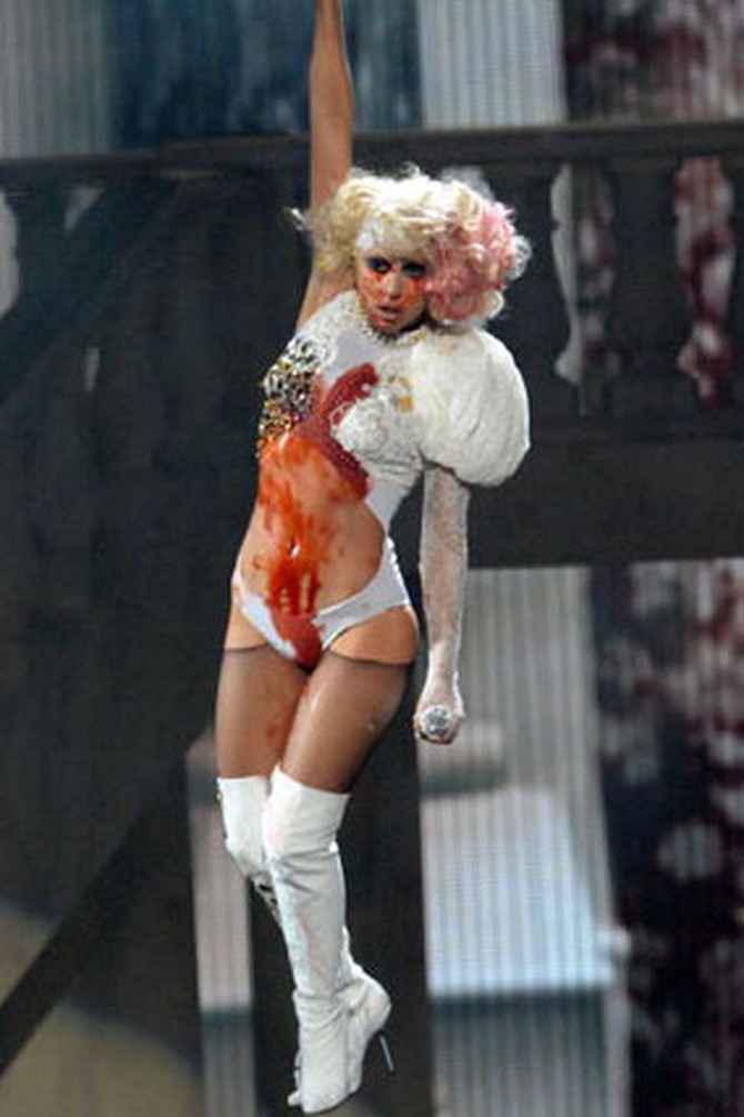 Lady Gaga's MTV performance