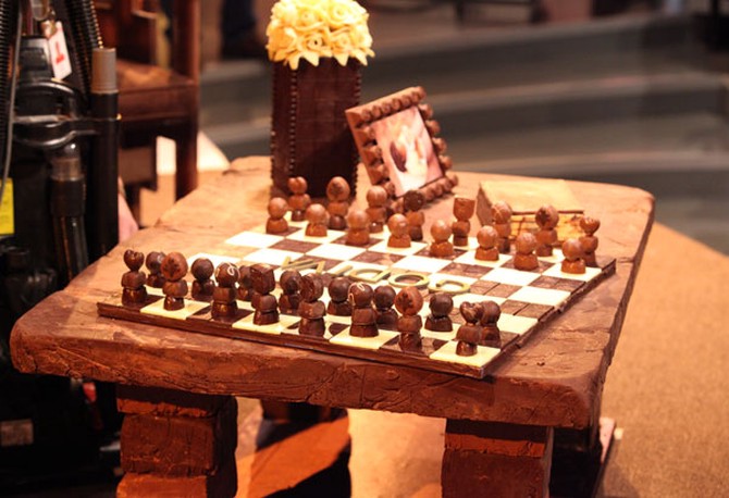 Oprah's chocolate chess set
