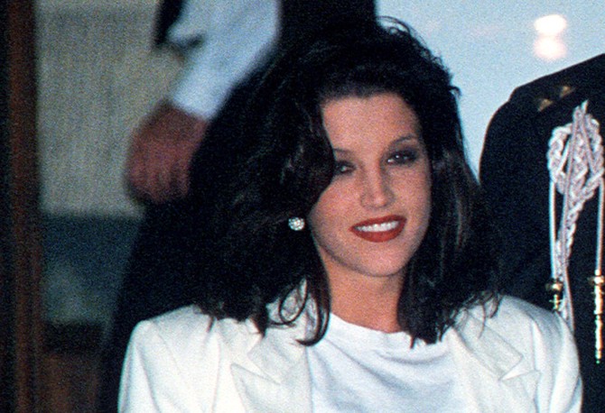Lisa Marie Presley in 1994