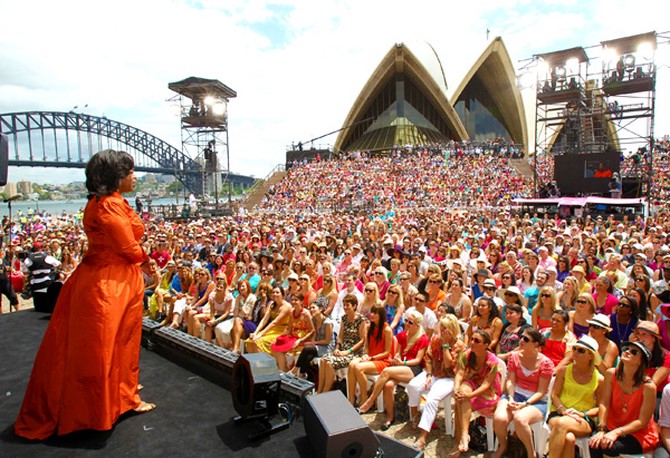Oprah greets the crowd at the Sydney Opera House.