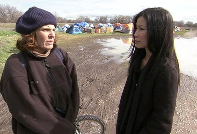 Lisa Ling and a tent city resident
