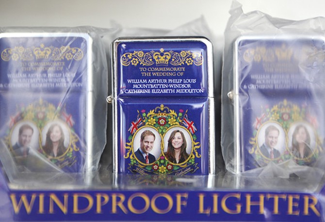 Royal wedding commemorative lighter
