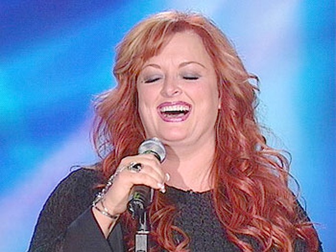 Wynonna performs "I Want to Know What Love Is"