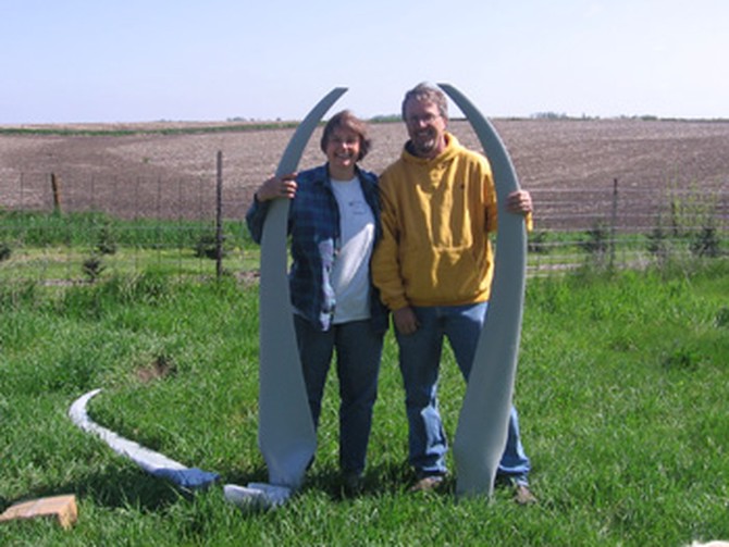Mark Runquist and his wife, Linda Barnes